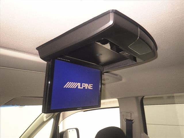 MITSUBISHI DELICA D5 2013