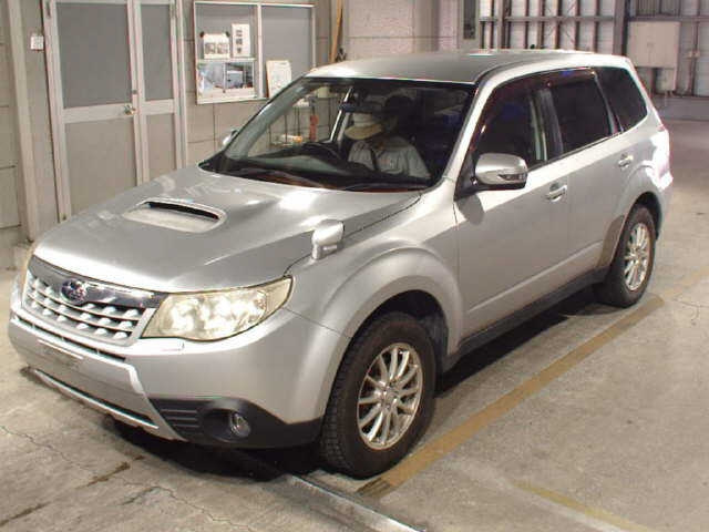 SUBARU FORESTER 2010