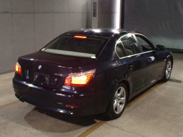 BMW 5 SERIES 2009