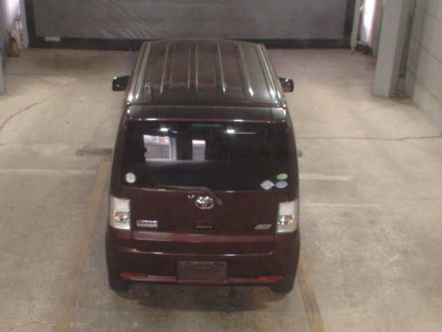 TOYOTA PIXIS SPACE 2014