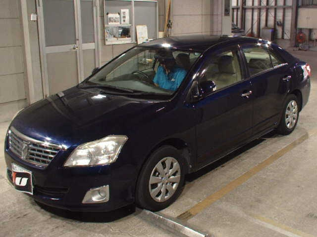 TOYOTA PREMIO 2011