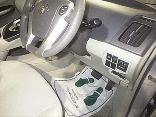 TOYOTA PRIUS 2010