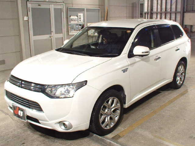 MITSUBISHI OUTLANDER PHEV 2013