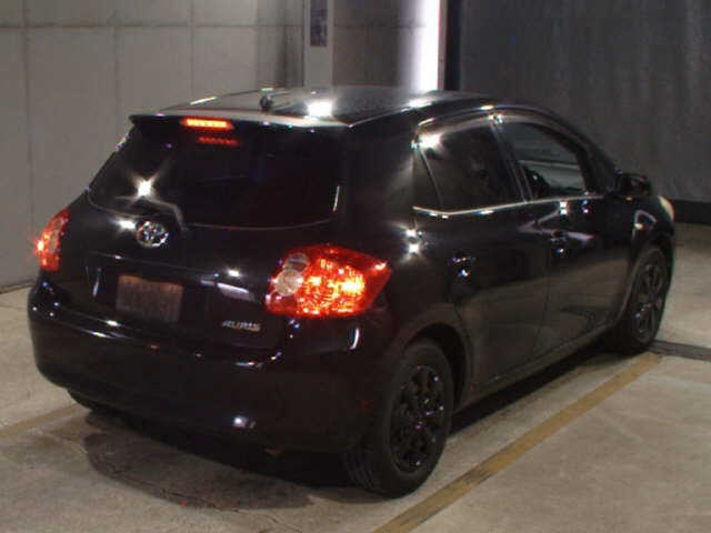 TOYOTA AURIS 2008