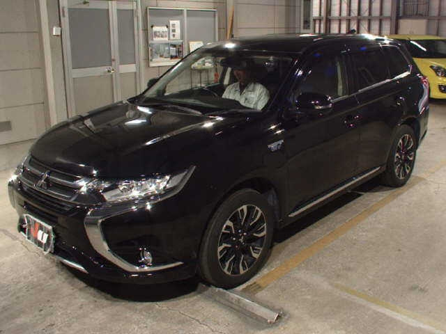 MITSUBISHI OUTLANDER PHEV 2015