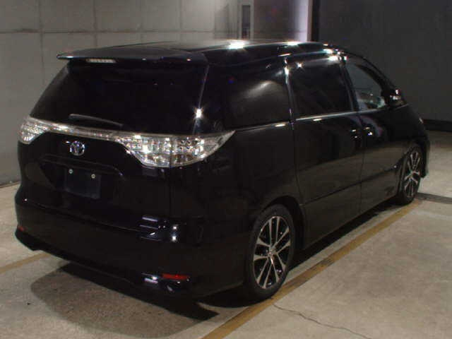 TOYOTA ESTIMA 2013