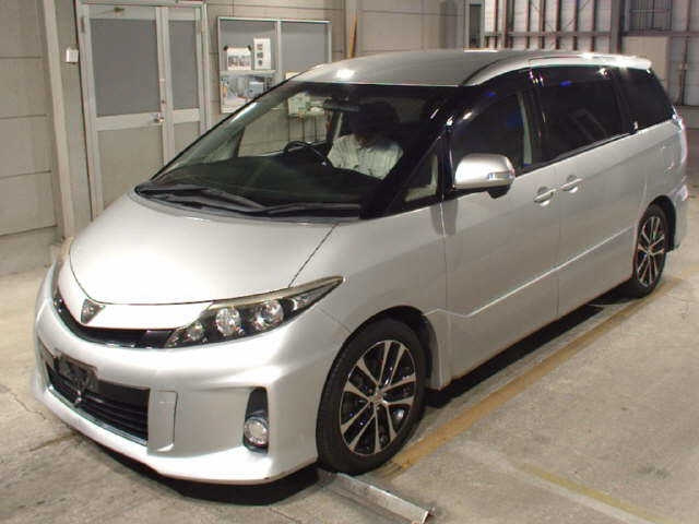 TOYOTA ESTIMA 2014