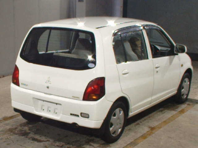 MITSUBISHI MINICA 2009
