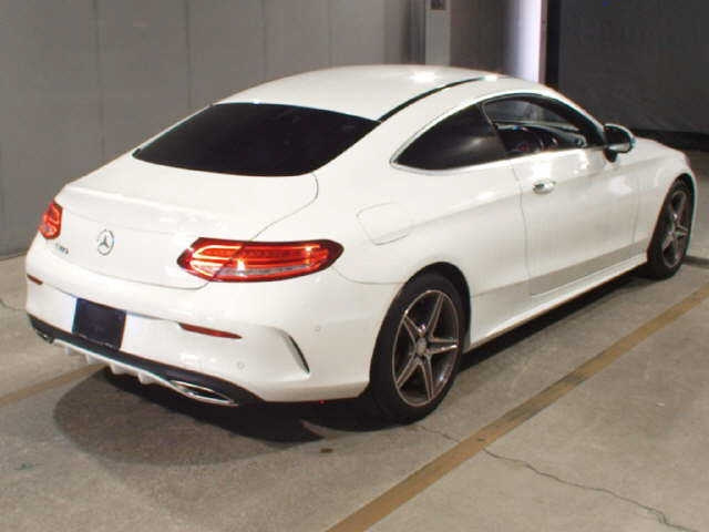 MERCEDES BENZ C CLASS 2016