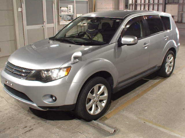 MITSUBISHI OUTLANDER 2010