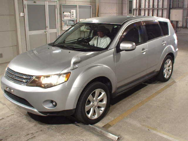 MITSUBISHI OUTLANDER 2010