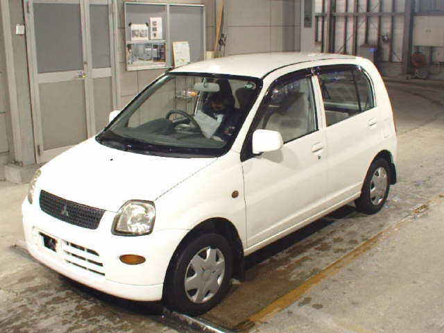 MITSUBISHI MINICA 2009