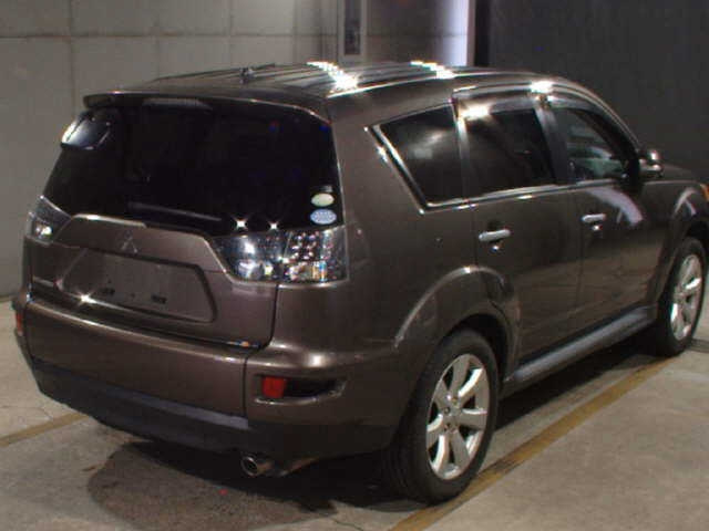 MITSUBISHI OUTLANDER 2010
