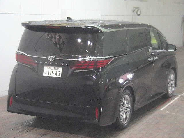 TOYOTA ALPHARD 2024