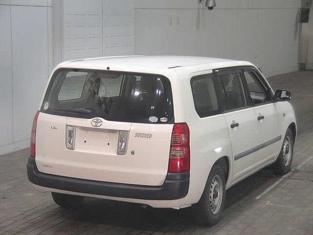 TOYOTA SUCCEED 2009