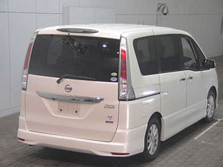 NISSAN SERENA 2011