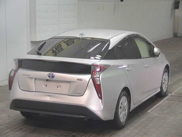 TOYOTA PRIUS 2018