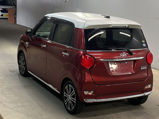 DAIHATSU CAST 2016