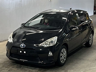 TOYOTA AQUA 2014