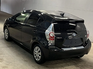 TOYOTA AQUA 2014