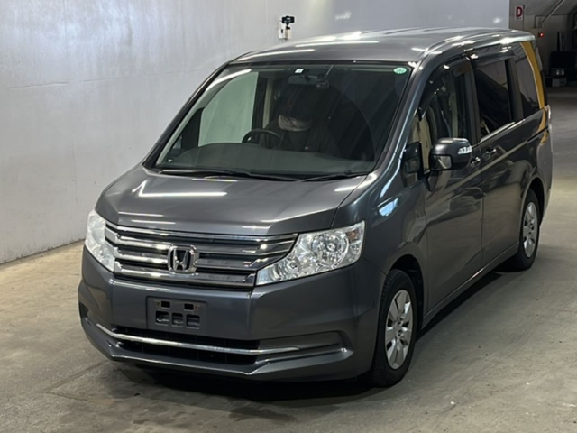 HONDA STEP WAGON 2012