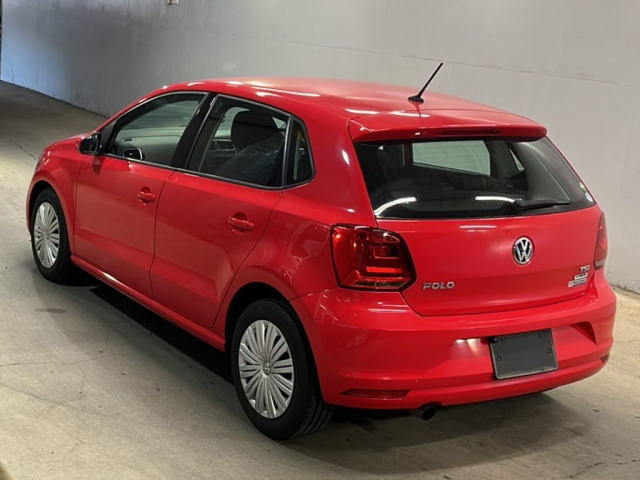 VOLKSWAGEN POLO 2017