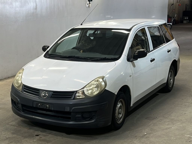 NISSAN AD 2008