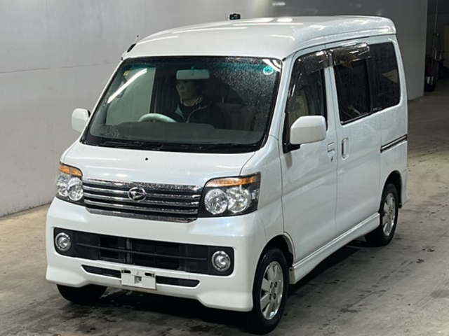 DAIHATSU ATRAI WAGON 2011
