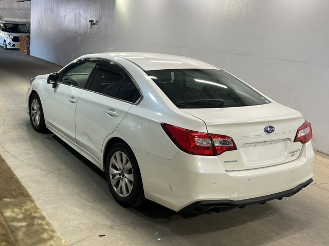 SUBARU LEGACY B4 2018