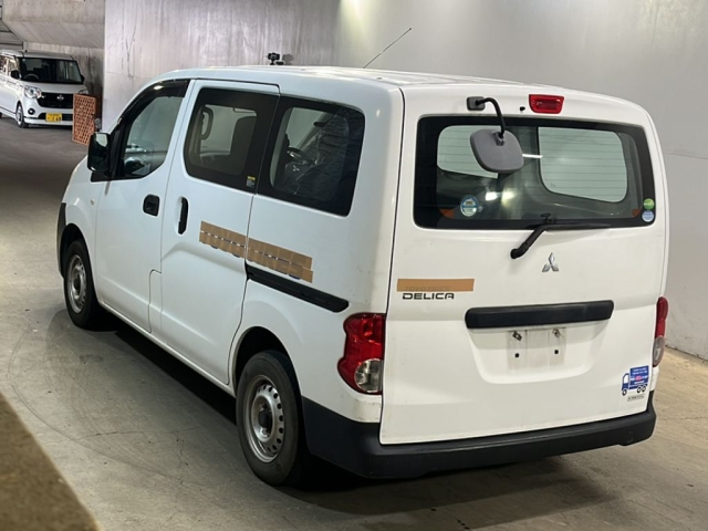 MITSUBISHI DELICA 2016