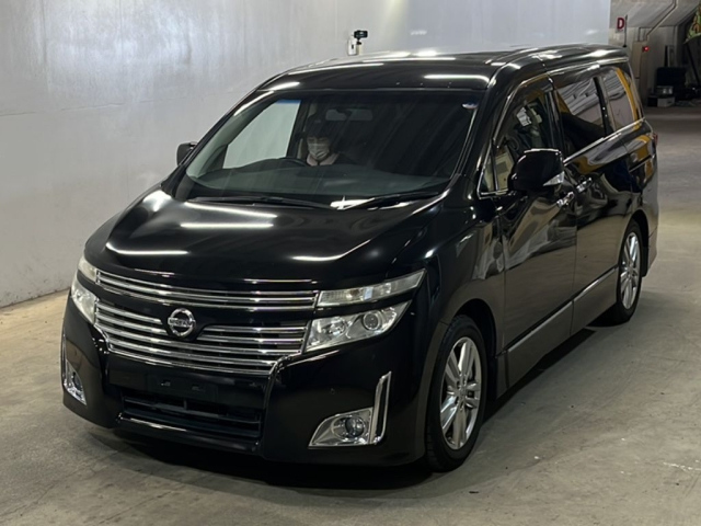 NISSAN ELGRAND 2010