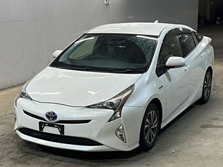 TOYOTA PRIUS 2016