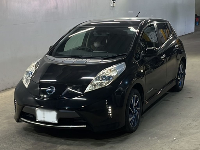 NISSAN LEAF 2015
