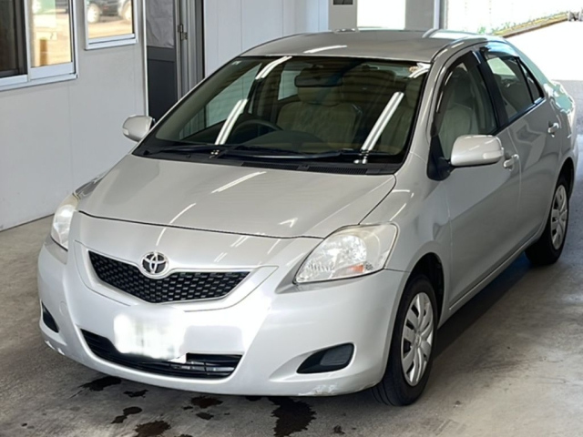 TOYOTA BELTA 2011