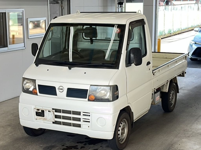 NISSAN CLIPPER TRUCK 2009