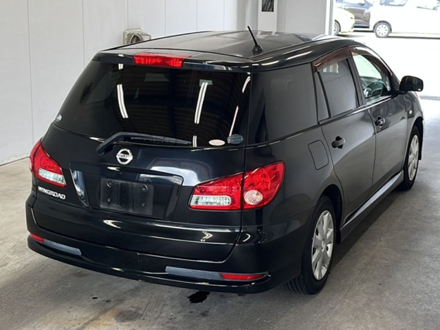 NISSAN WINGROAD 2011