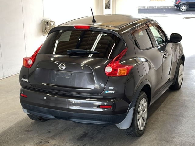 NISSAN JUKE 2010