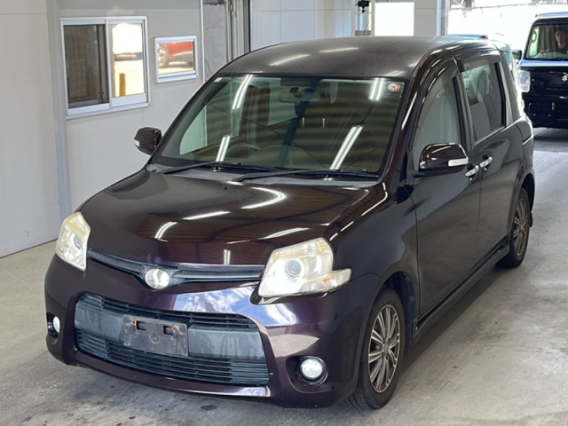 TOYOTA SIENTA 2014