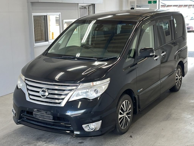 NISSAN SERENA 2015
