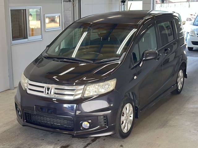HONDA FREED 2011