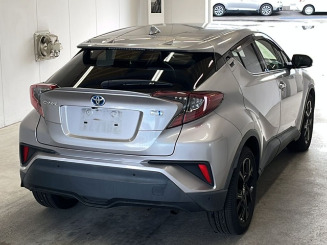 TOYOTA C-HR 2019