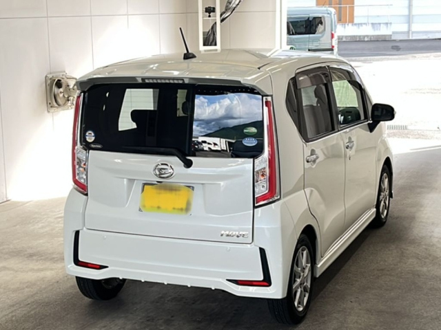 DAIHATSU MOVE 2015