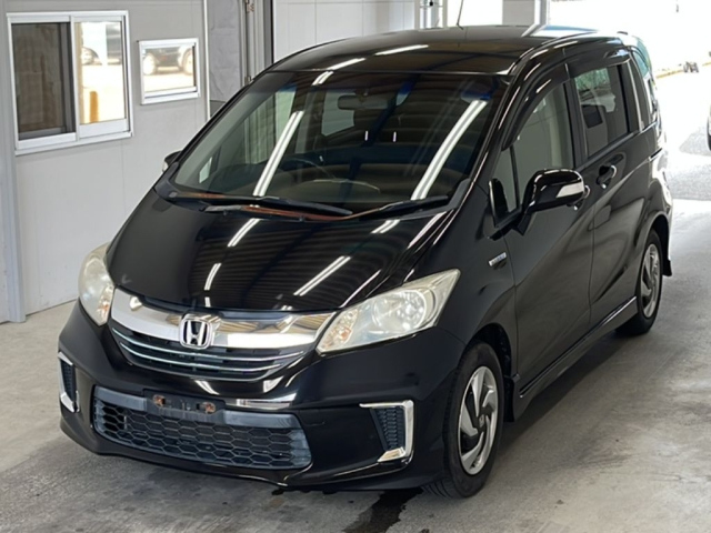 HONDA FREED 2015