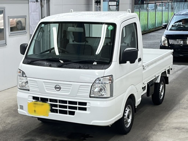 NISSAN CLIPPER TRUCK 2024