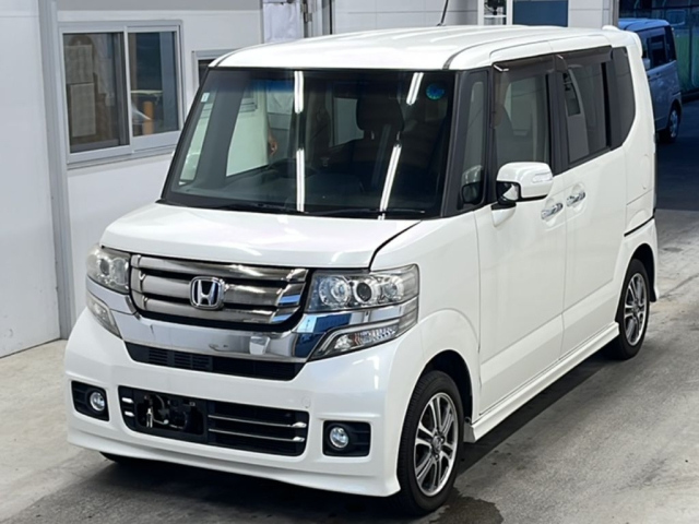 HONDA N BOX 2015