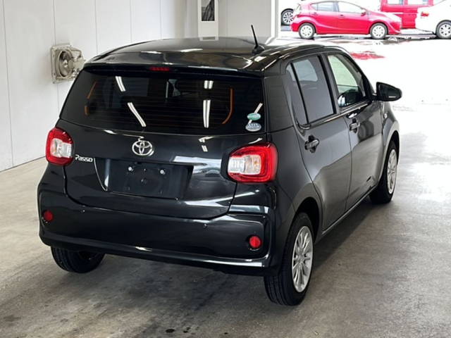 TOYOTA PASSO 2016