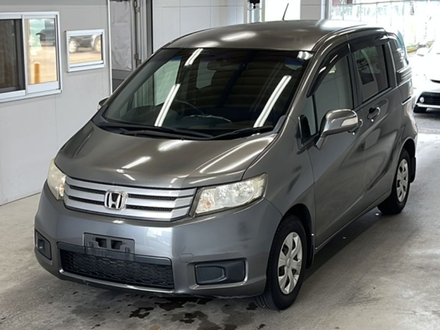 HONDA FREED 2012