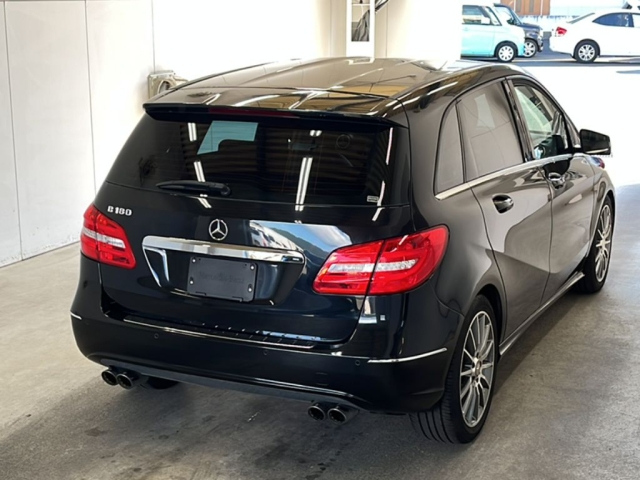 MERCEDES BENZ B CLASS 2012
