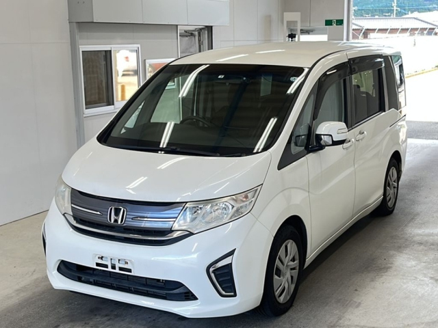 HONDA STEP WAGON 2016