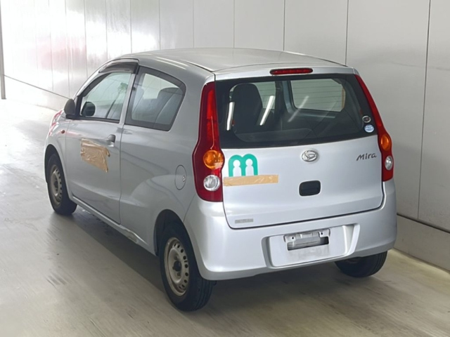 DAIHATSU MIRA 2011